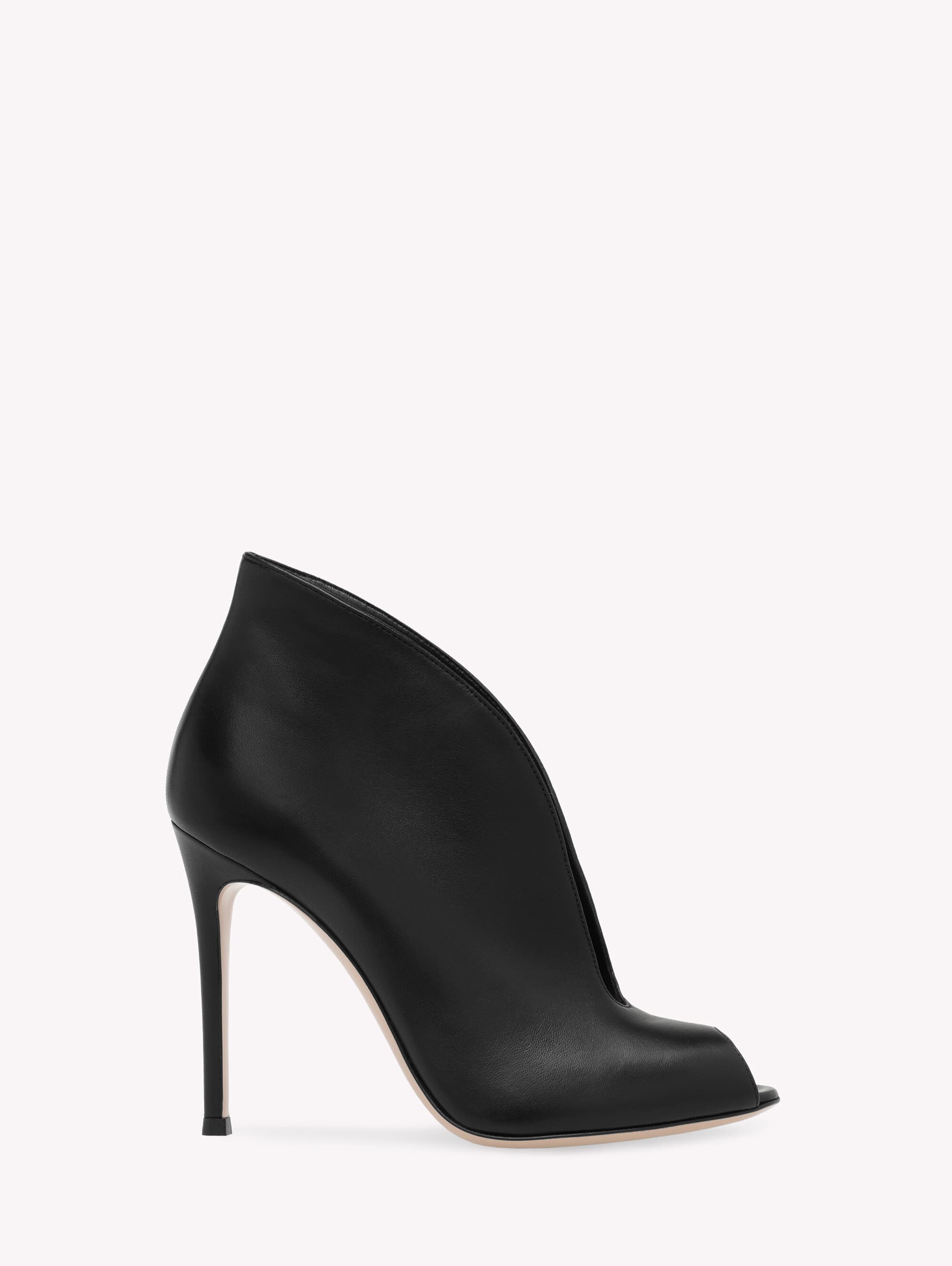 Vamp — G53260.15RIC.NVINERO