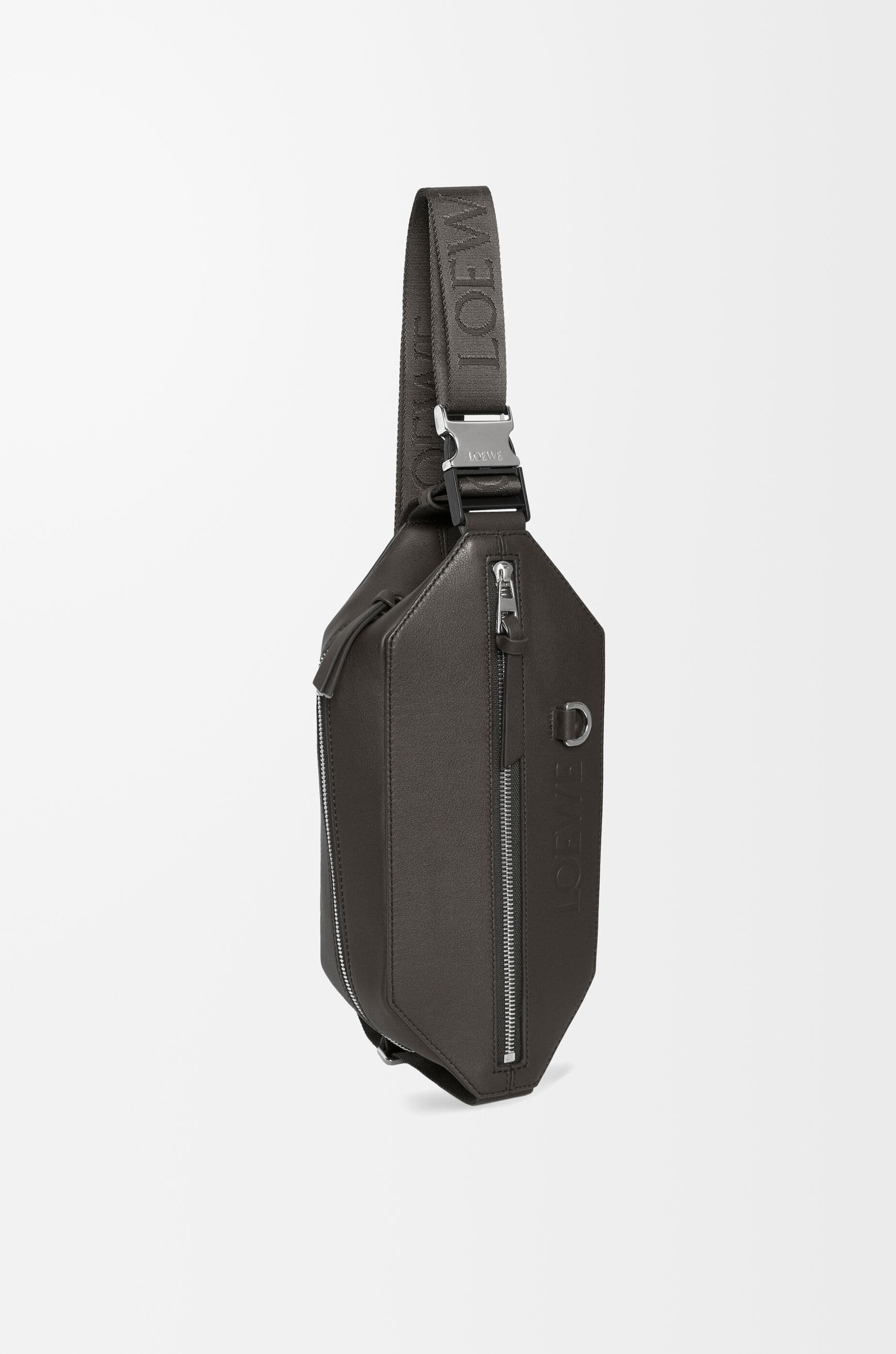 Convertible sling in classic calfskin — B777NCNX03-1220