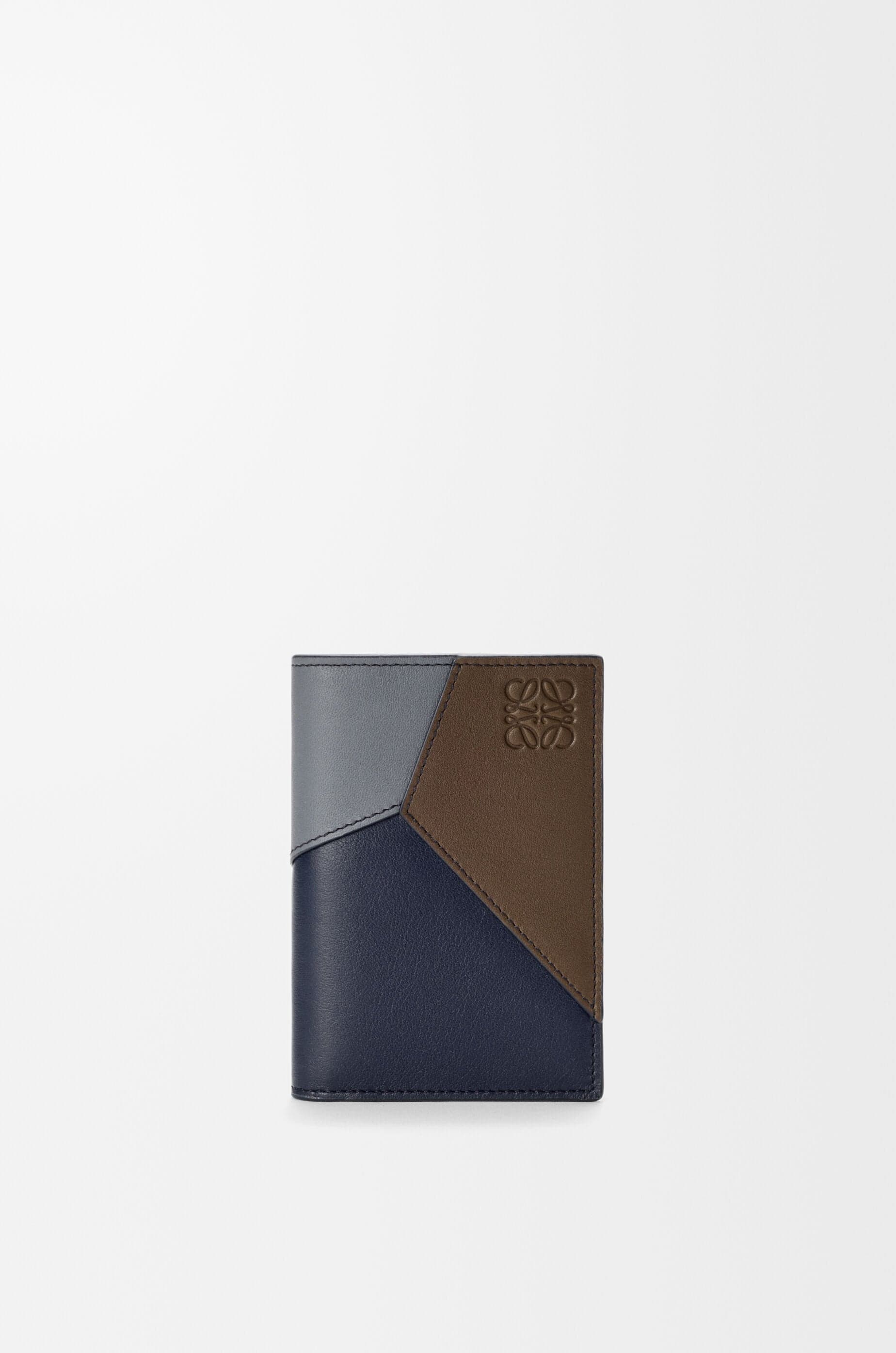 Puzzle bifold cardholder in classic calfskin — C510144X11-0623