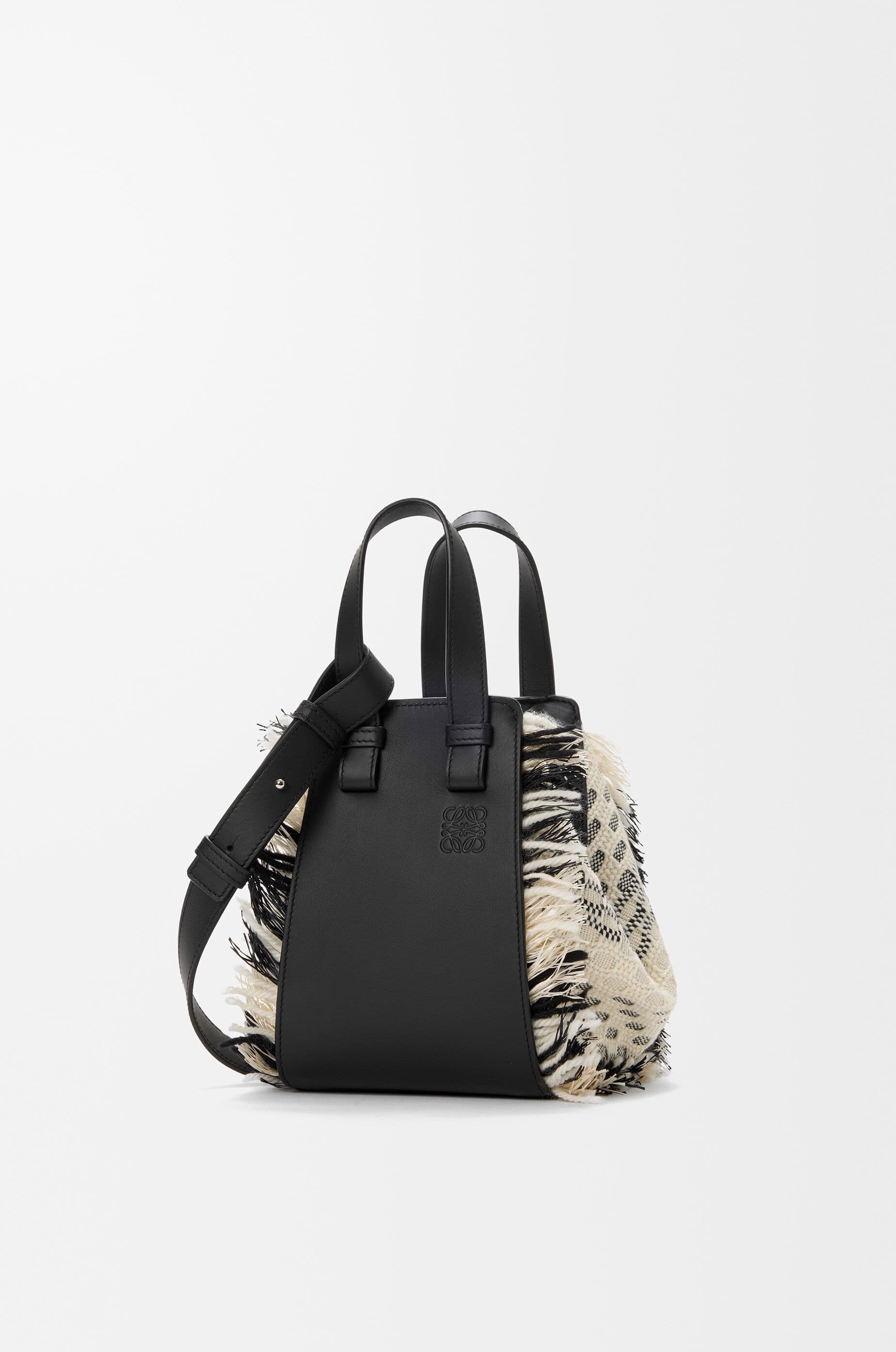 Compact Hammock bag in woven textile — A538H13X59-1102