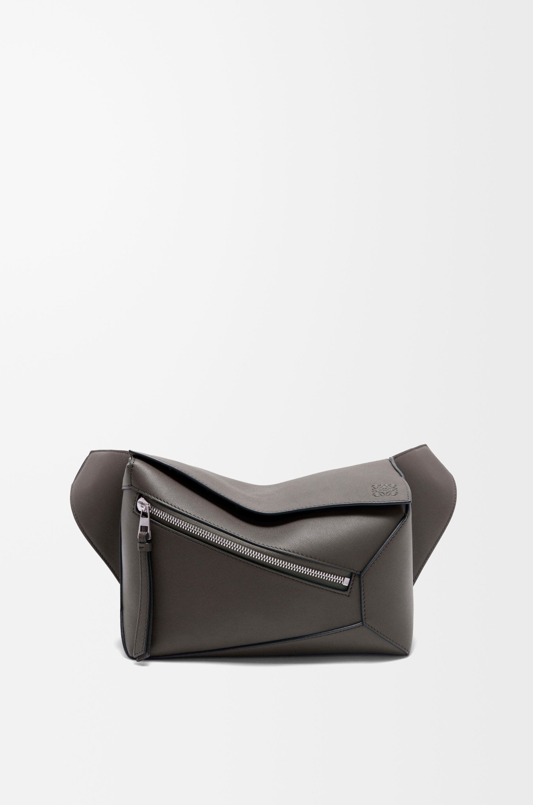 Small Puzzle Edge bumbag in classic calfskin — B510SEBX02-1220