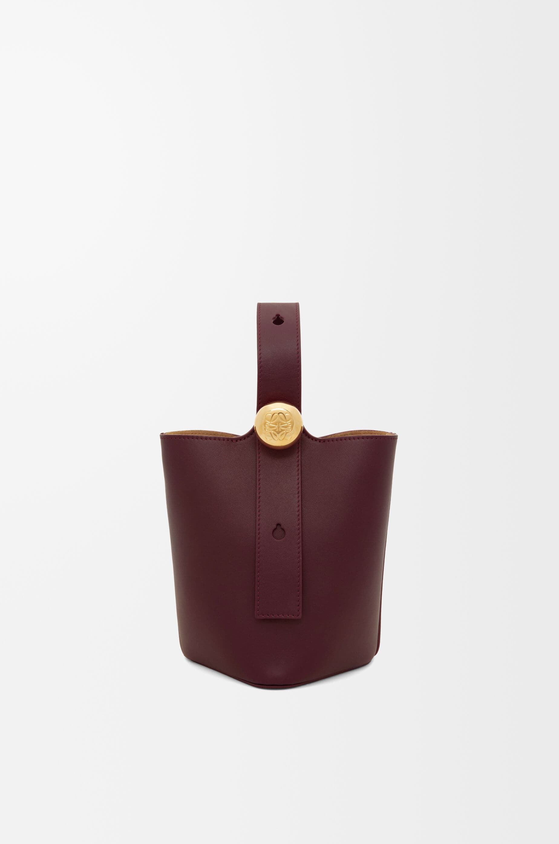 Mini Pebble bucket in smooth calfskin — AANBBBMX27-7240