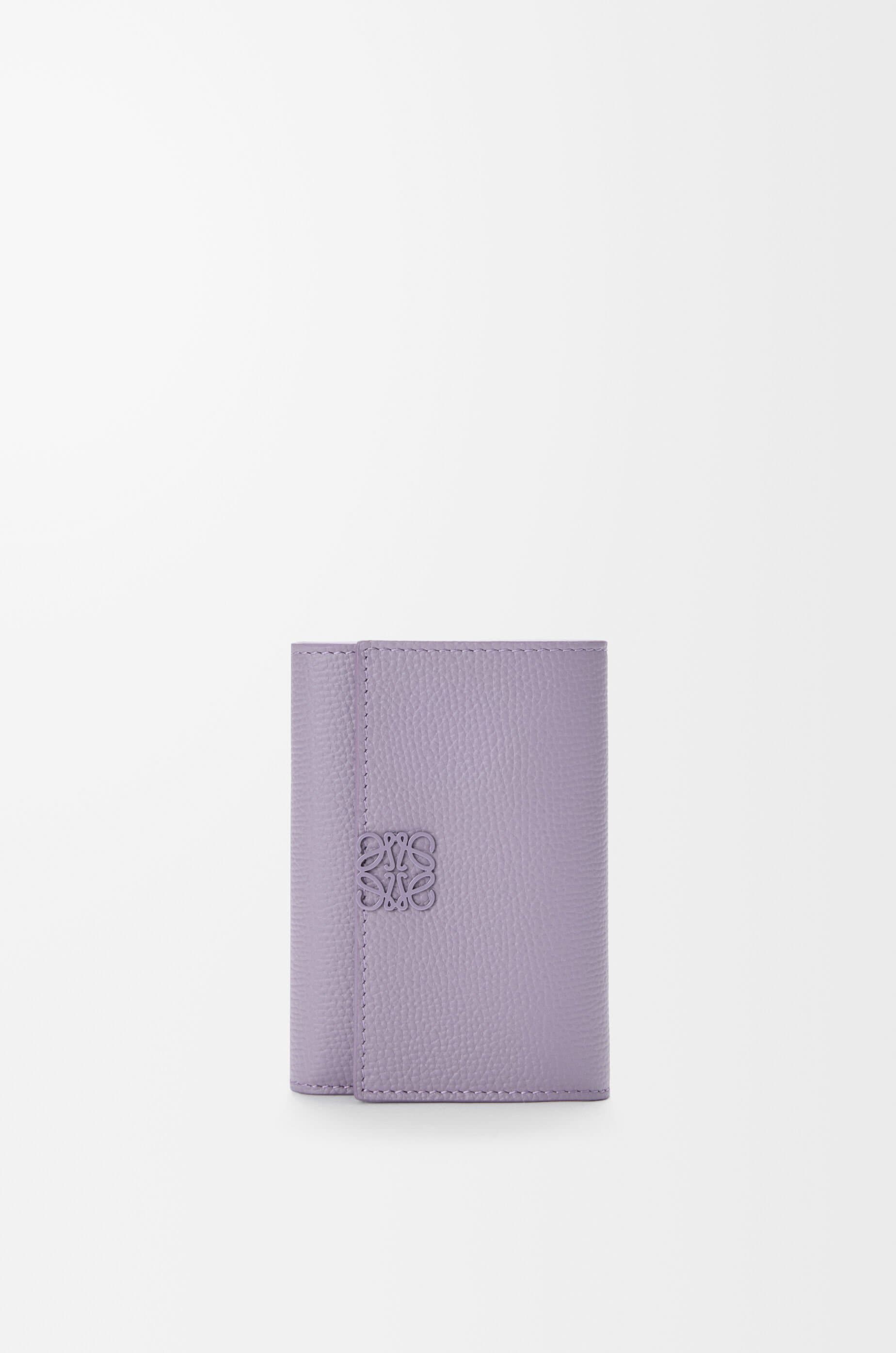 Anagram small vertical wallet in pebble grained calfskin — C821S33X14-5678