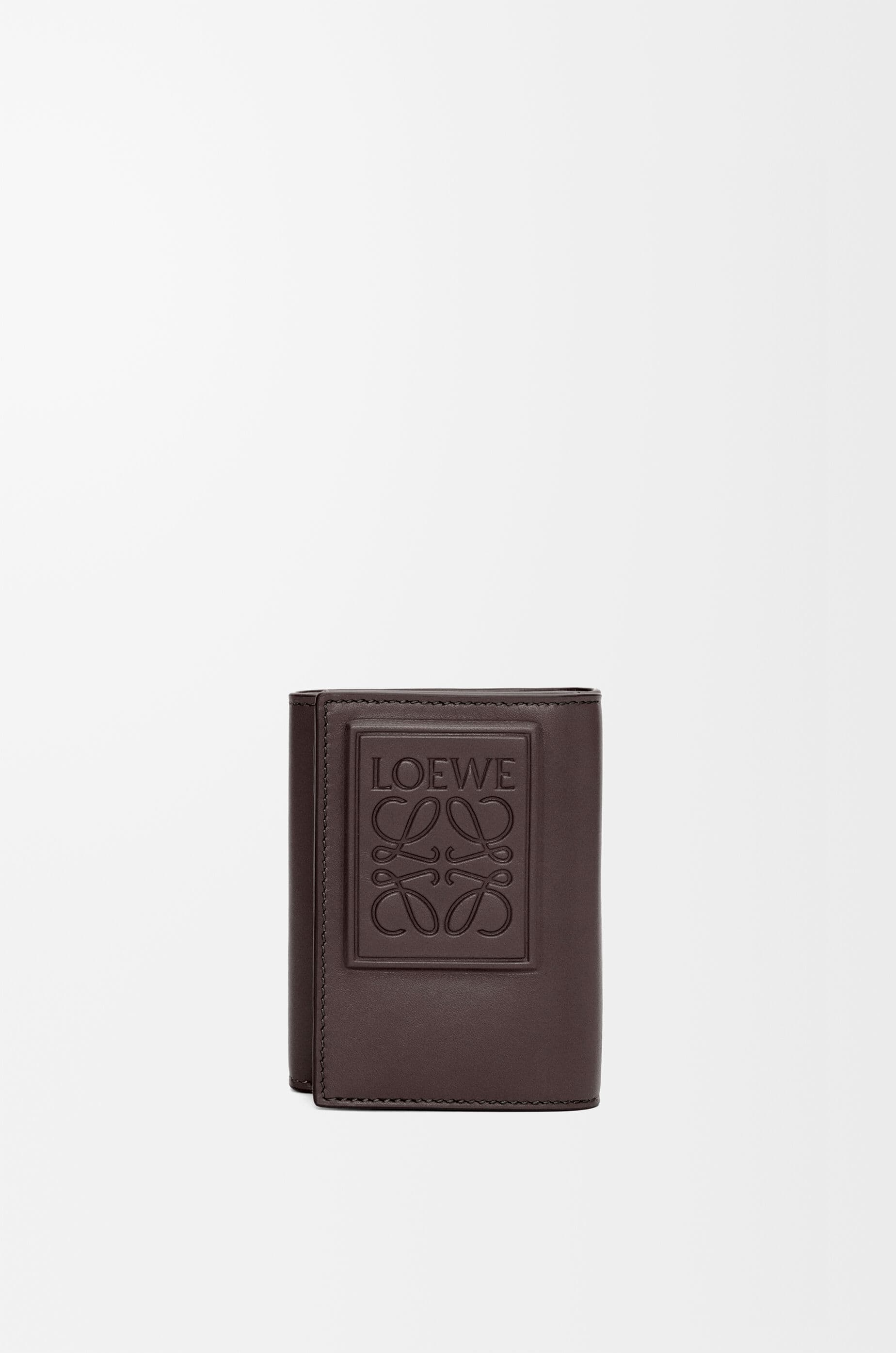 Trifold wallet in satin calfskin — C565TR2X04-3110