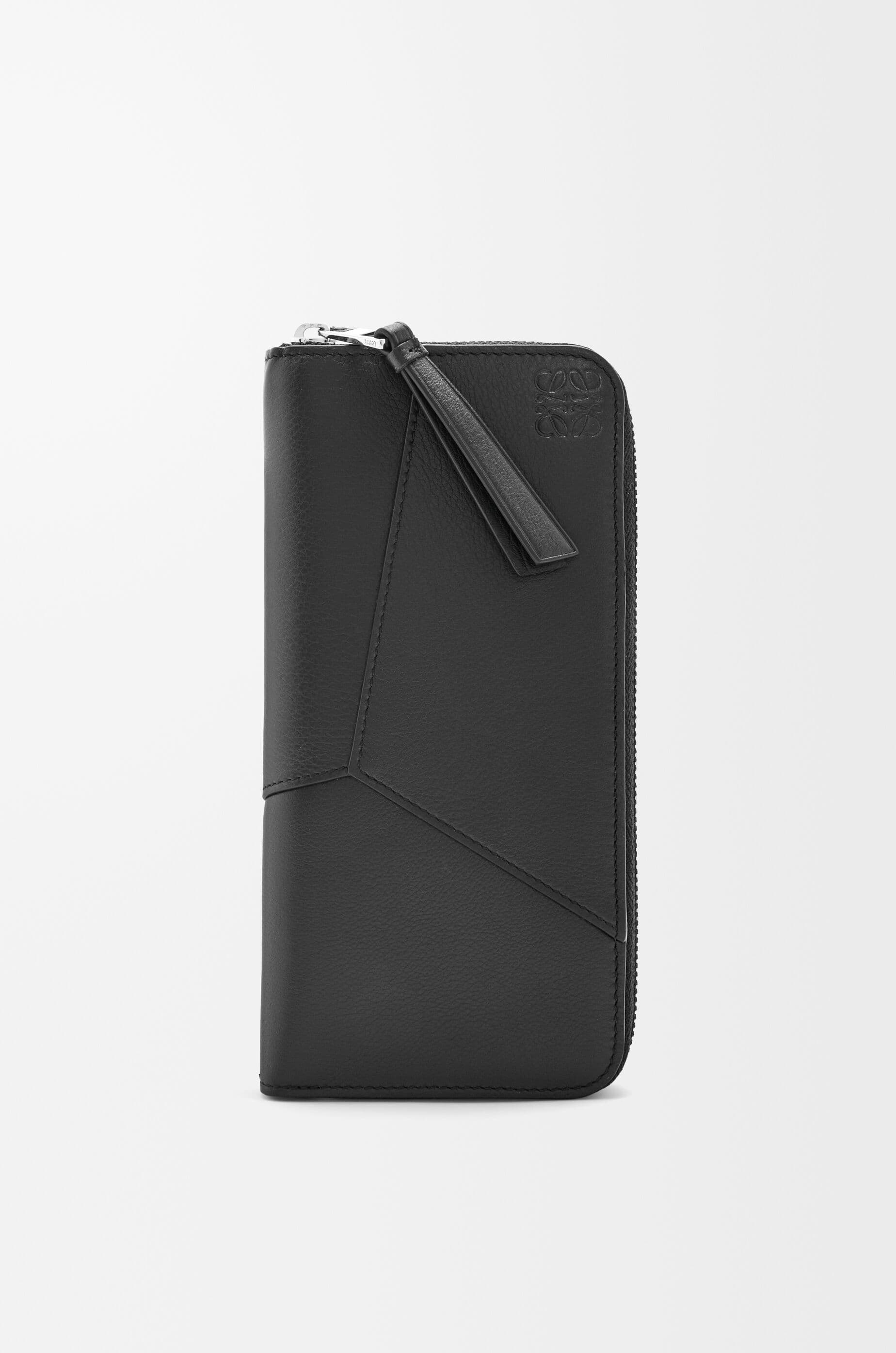 Puzzle zip around wallet in classic calfskin — C510U46X12-1100