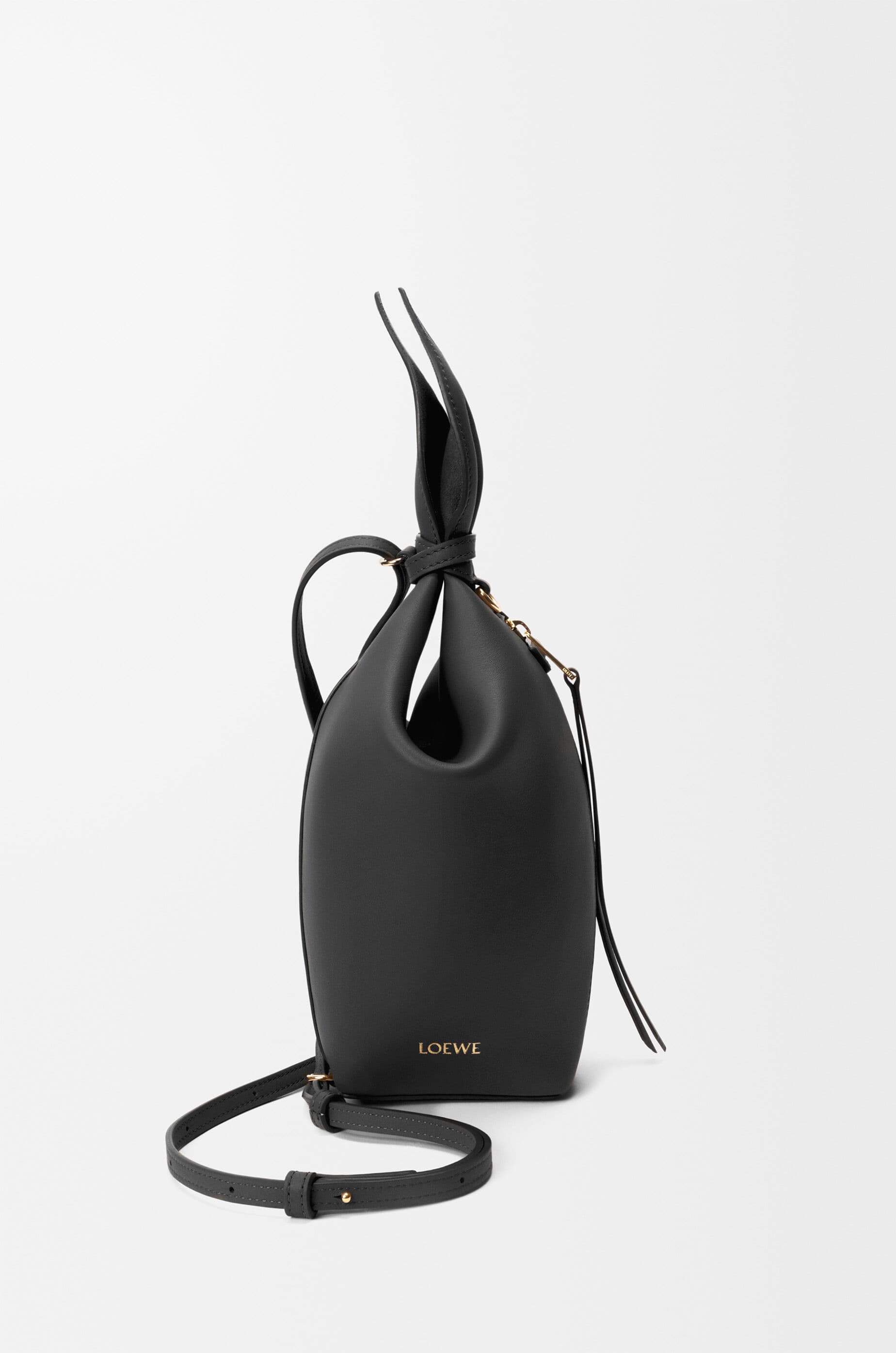 Scarf backpack in smooth calfskin — ABNYBL1X01-1100