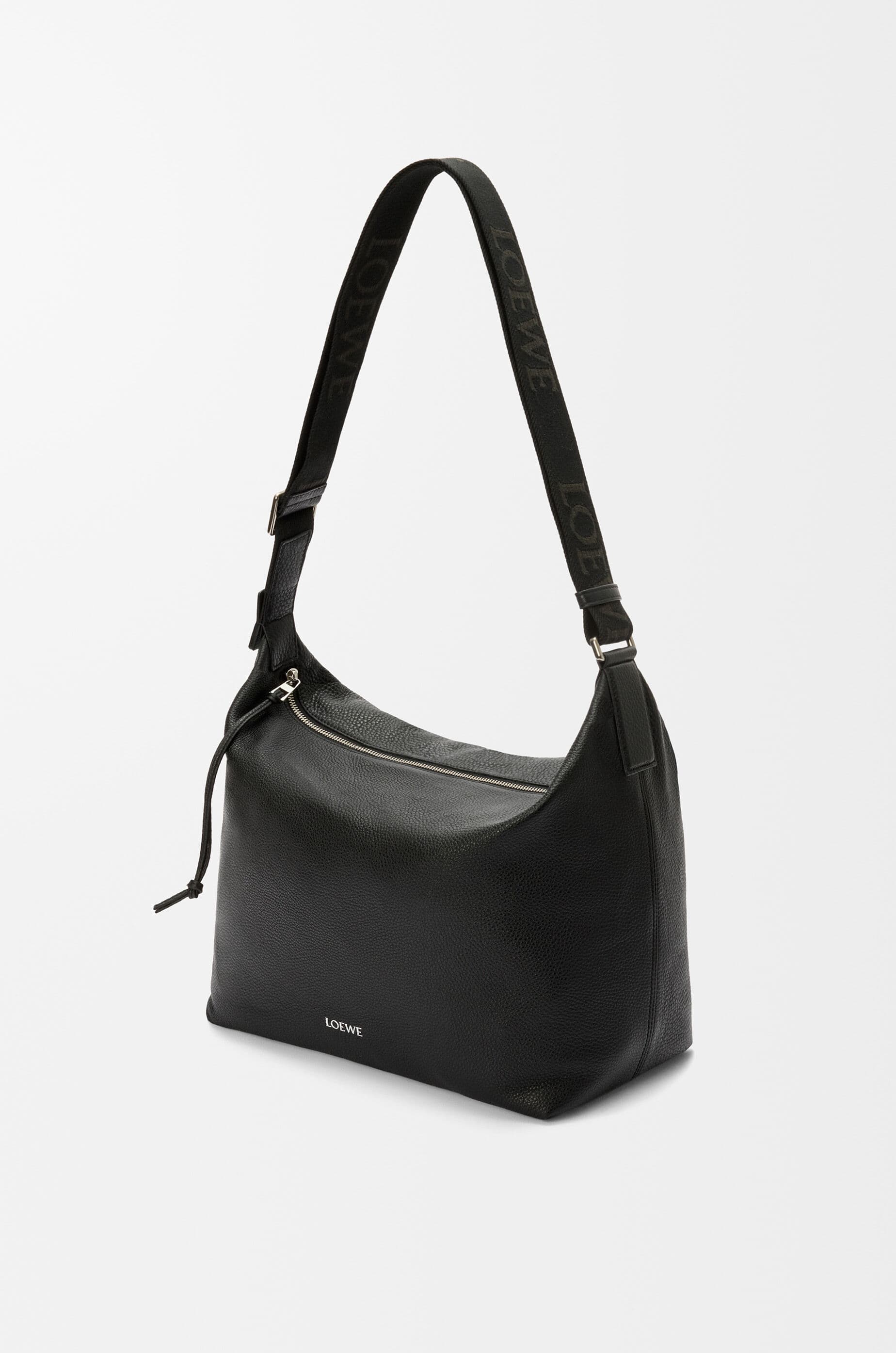 Cubi crossbody bag in supple grained calfskin — B906K70X25-1100