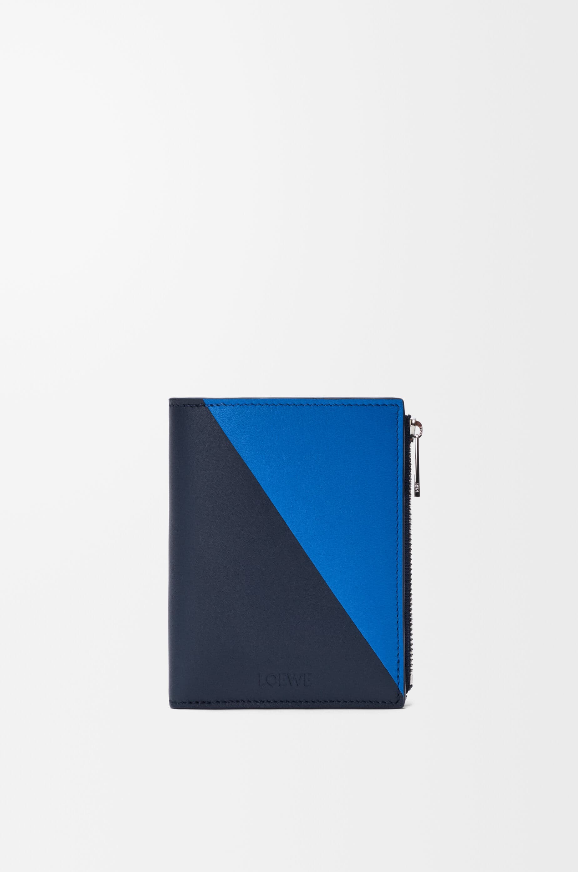 Flag slim compact wallet in classic calfskin — C643W73X12-0095
