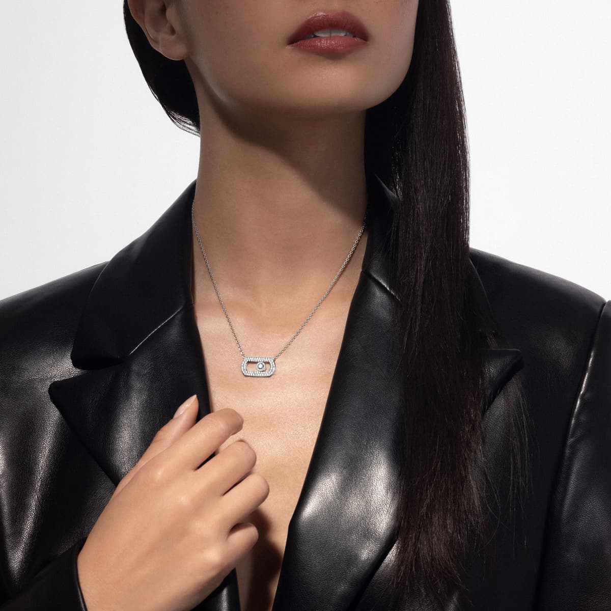 So Move pavé necklace — 12945-WG