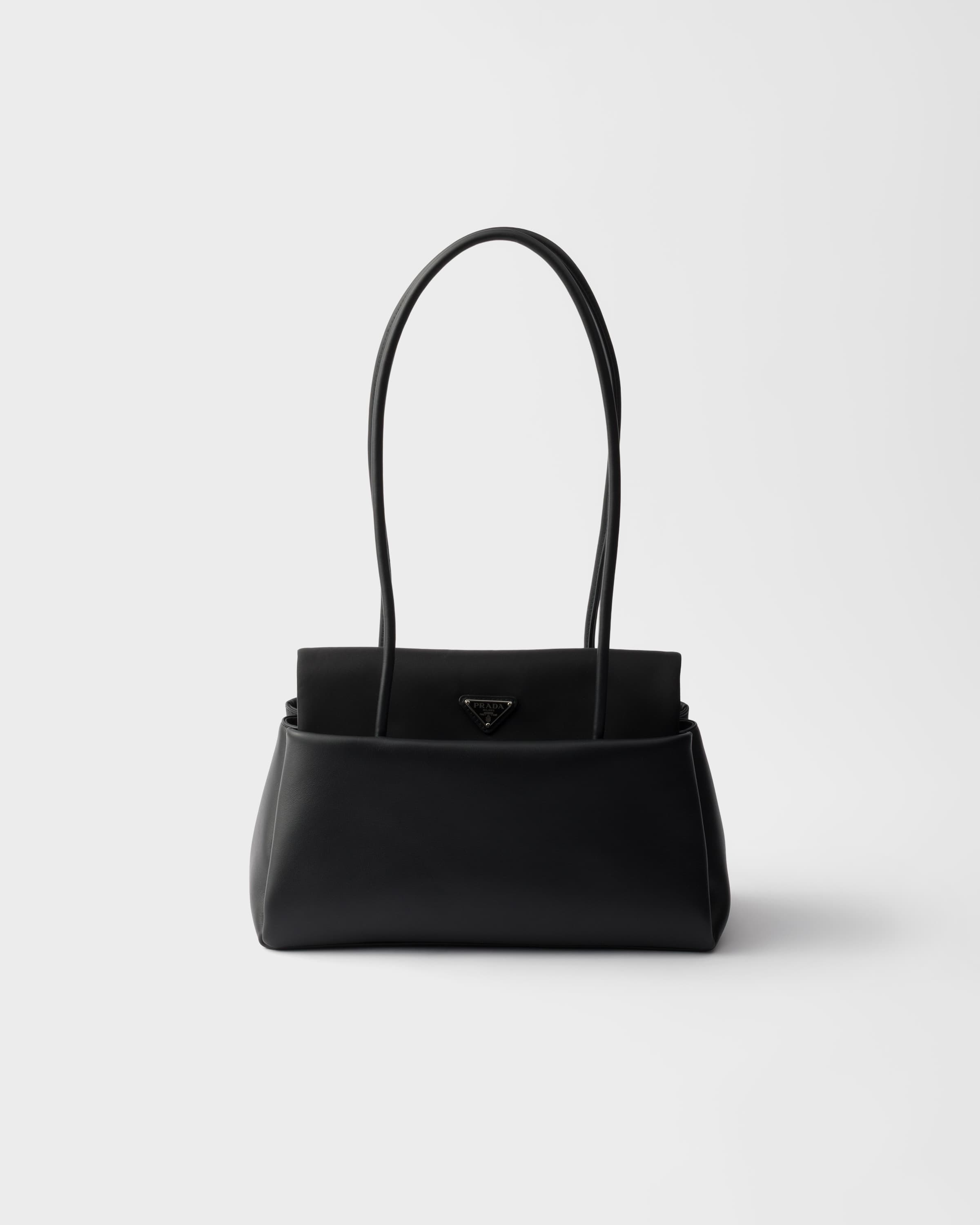 Passage medium leather bag with Re-Nylon flap — Black — 1BA495_2G52_F0002_V_OPO