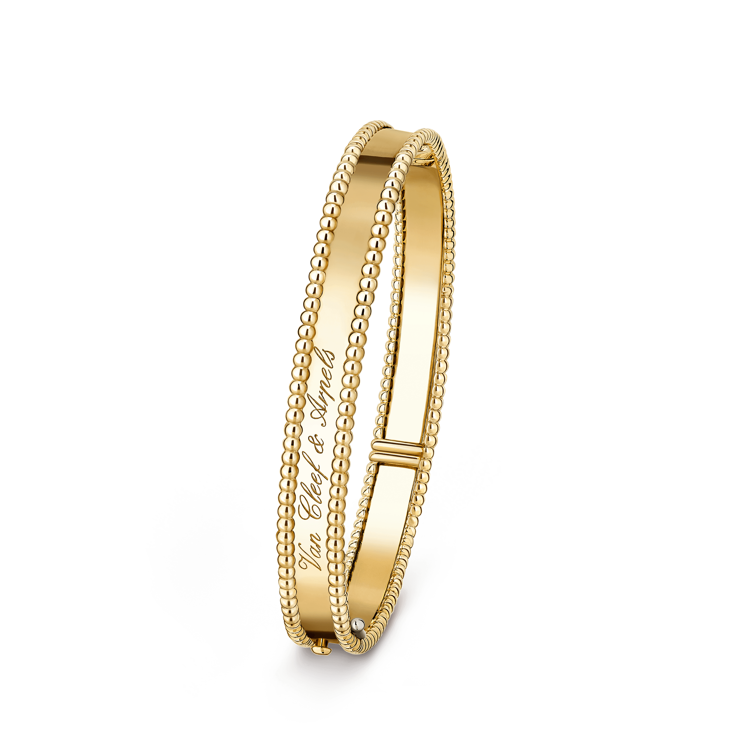 Perlée signature bracelet, medium model — yellow gold — VCARP3K600